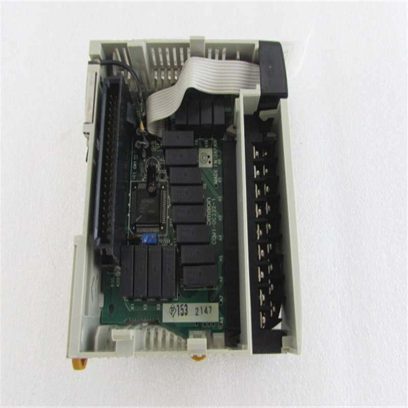 CQM1-OC222 контроллер