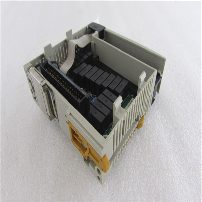 CQM1-OC222 контроллер