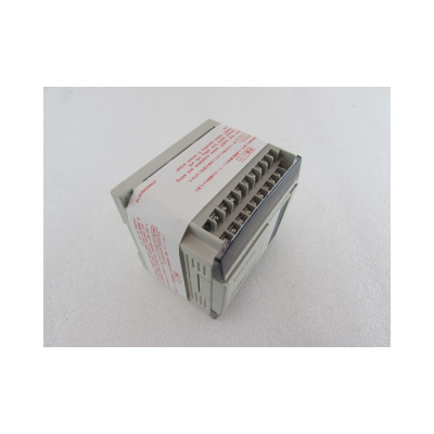 FX1S-30MT-001 контроллер FX1S-30MT-001 контроллер