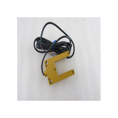 E2E-X8MD2 датчик E2E-X8MD2 датчик