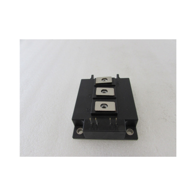 FF300R12ME4_B11 модуль FF300R12ME4_B11 модуль