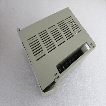 C200HW-PA204 контроллер