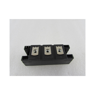 MCC56-10io8B тиристорный модуль MCC56-10io8B тиристорный модуль