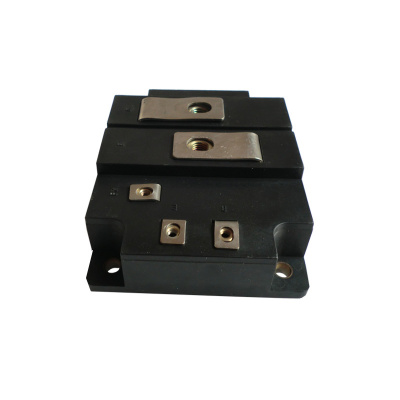 FF450R12ME4_B11 модуль FF450R12ME4_B11 модуль
