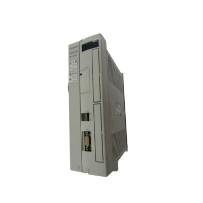 MR-E-70A-KH003 компонент сервопривода MR-E-70A-KH003 компонент сервопривода