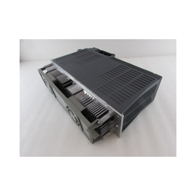 MR-E-20A-QW003 компонент сервопривода MR-E-20A-QW003 компонент сервопривода